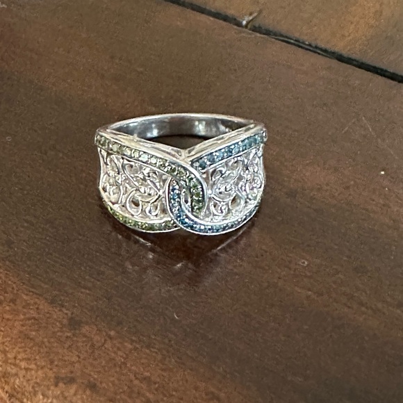 Sterling Silver Green and Blue Infinity Like Design. Size 7. Designer not known. - Picture 8 of 10